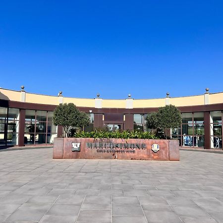 Holidays Homes Rome Golf Appartamenti Marco Simone Aeb Kültér fotó