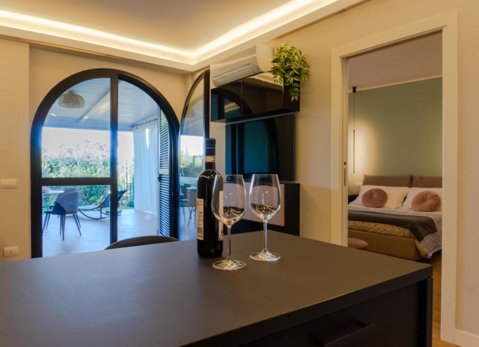 Holidays Homes Rome Golf Appartamenti Marco Simone Aeb Kültér fotó